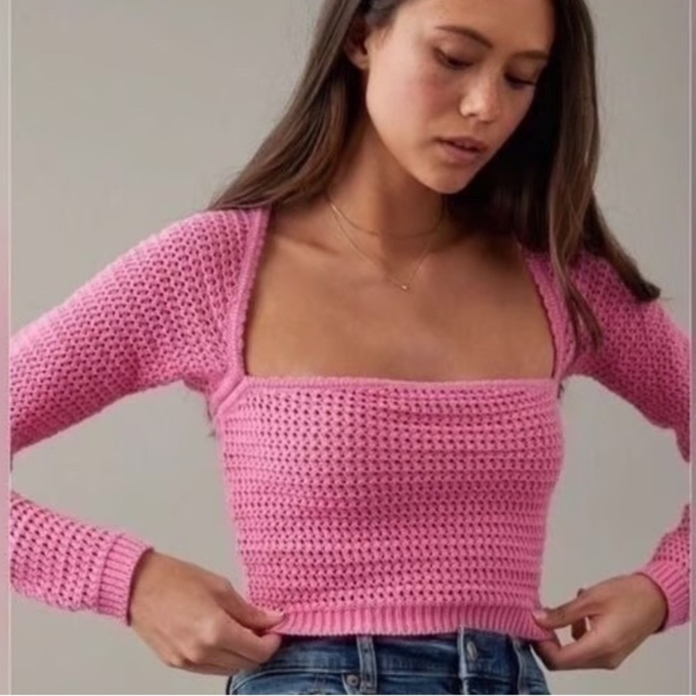 American Eagle pink crochet square neck open back cropped sweater Sz L EUC